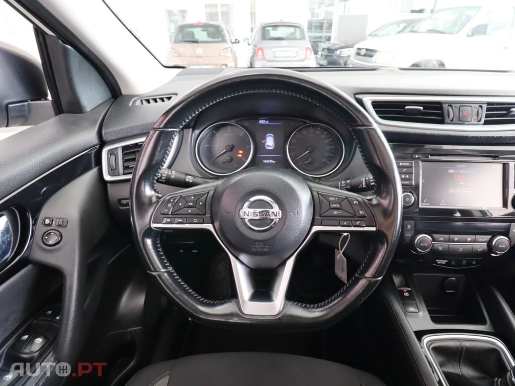 Nissan Qashqai 1.5 dCi N-Connecta J18