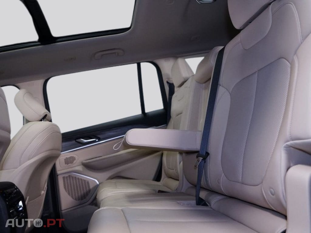 Jeep Grand Cherokee I.V.A DEDUTIVEL 3.6 Limited AWD