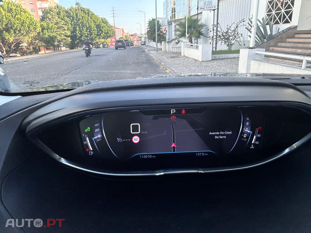 Peugeot 3008 PureTech 130 Stop&Start GPF EAT8 ALLURE
