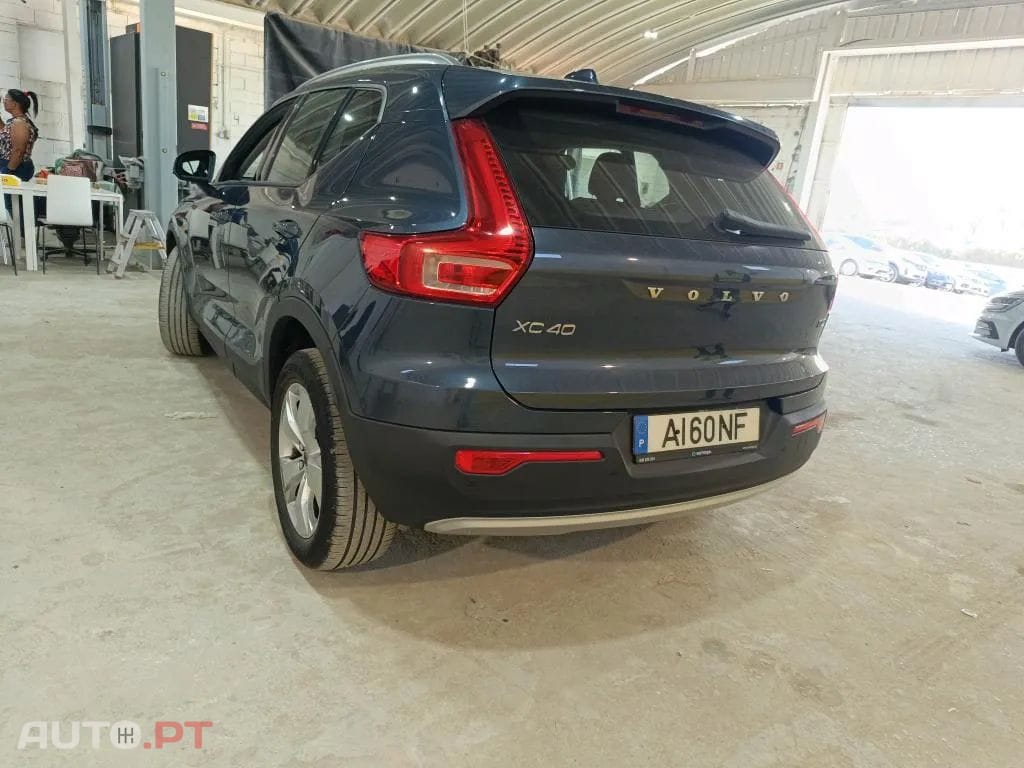 Volvo XC40 1.5 T2 Momentum Geartronic