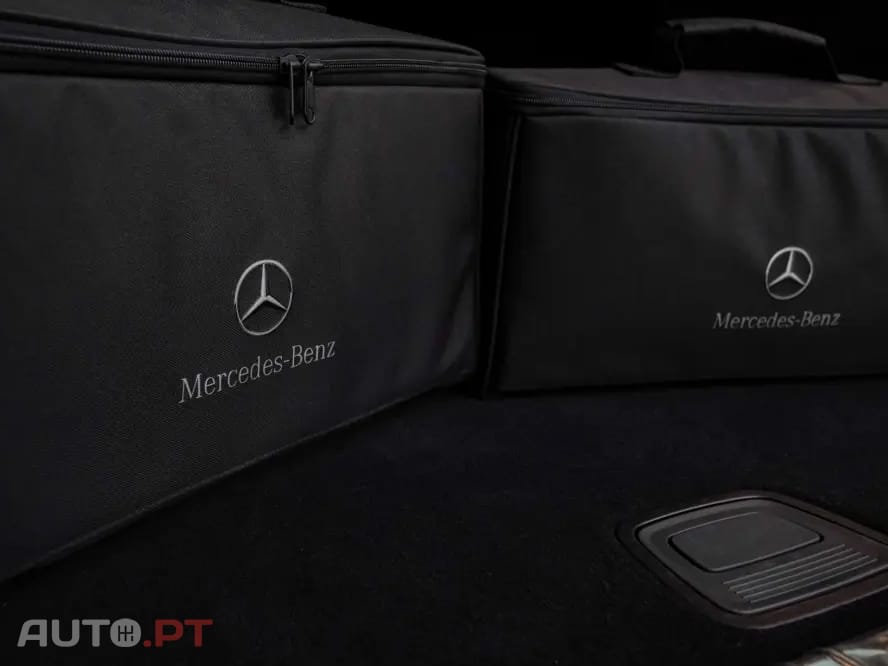 Mercedes-Benz C 300 Outro