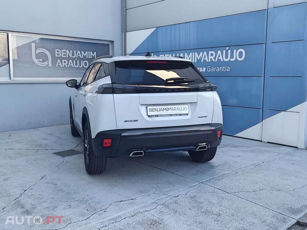 Peugeot 2008 1.2 Hybrid Allure e-DCS6