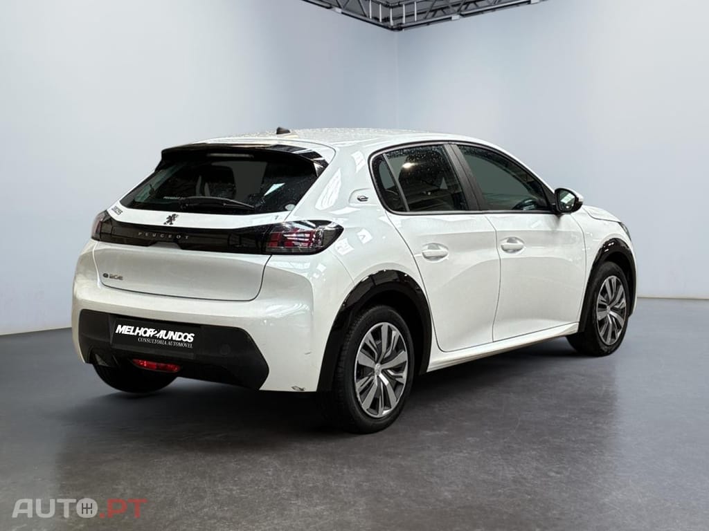 Peugeot E-208 50 kWh Active
