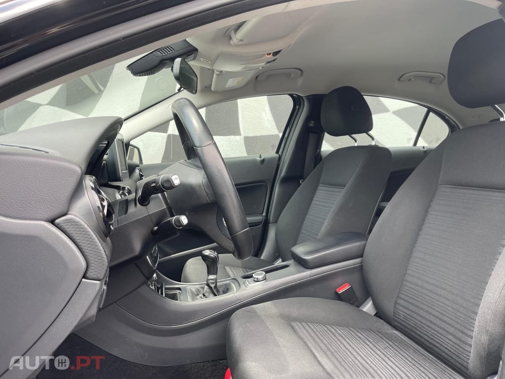 Mercedes-Benz A 180 d Fleet Pack Urban