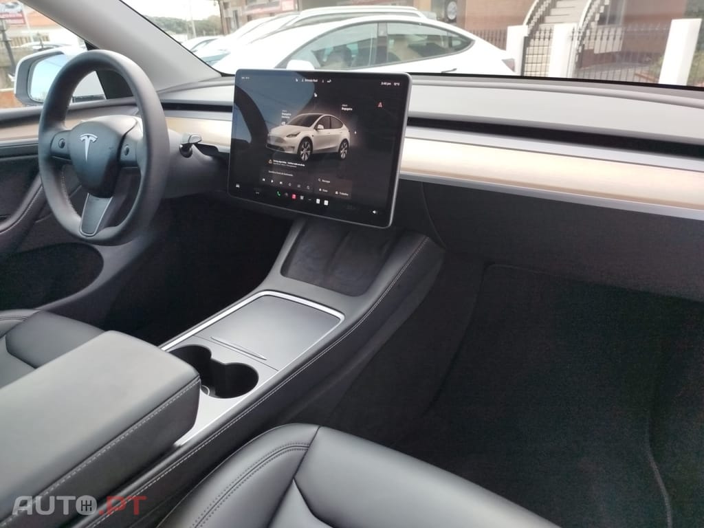 Tesla Model Y Tração Traseira