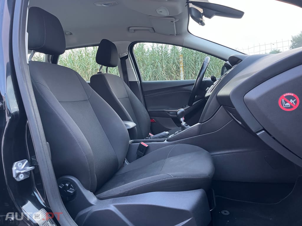 Ford Focus SW 1.6 TDCi DPF S&S Titanium