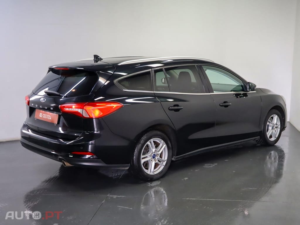 Ford Focus 1.5 TDCI EcoBlue TITANIUM