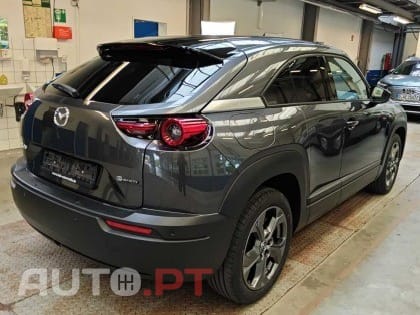 Mazda MX-30 e-SKYACTIV Advantage Industrial Vintage