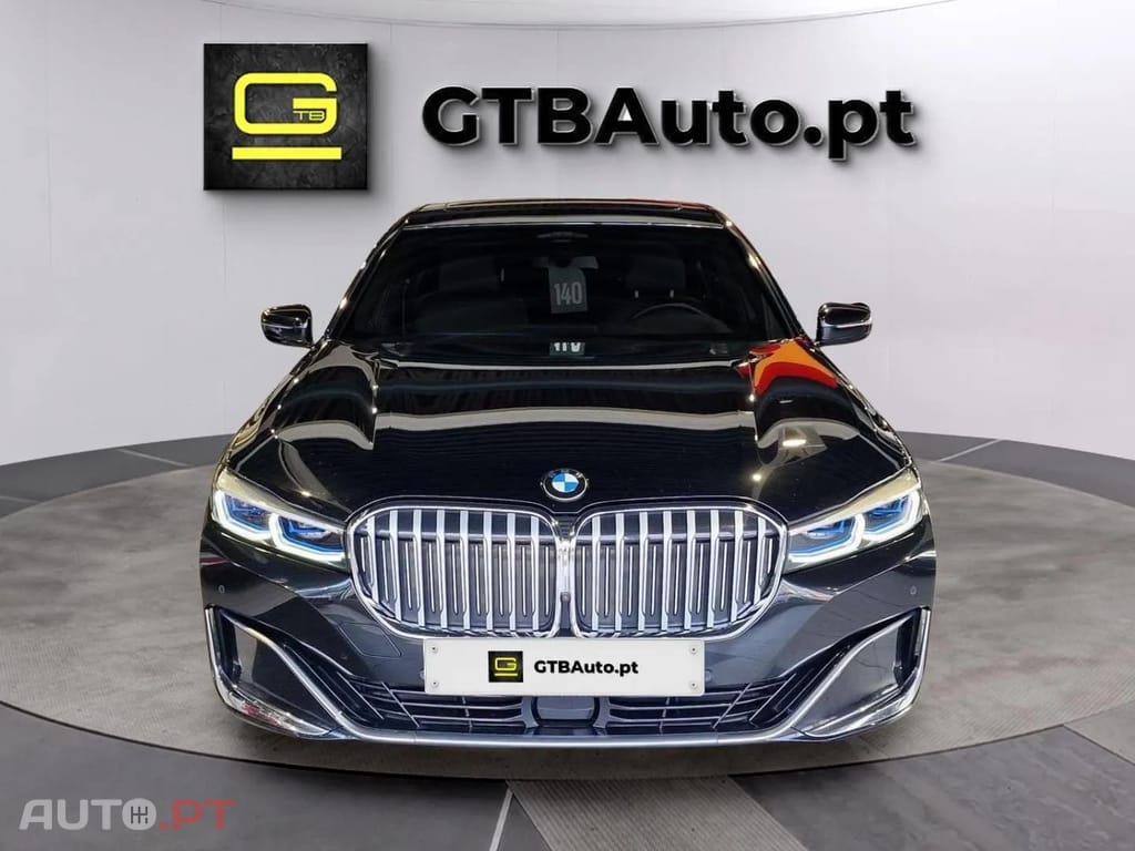 BMW 745 xDrive longo