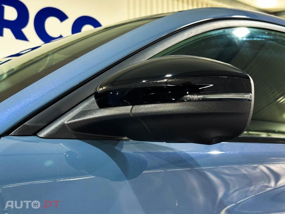 Ford Mustang Mach-E AWD PREMIUM