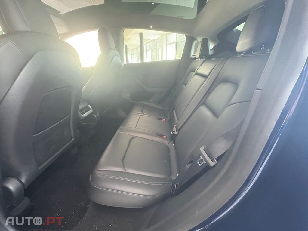 Tesla Model Y Long Range Tração Integral