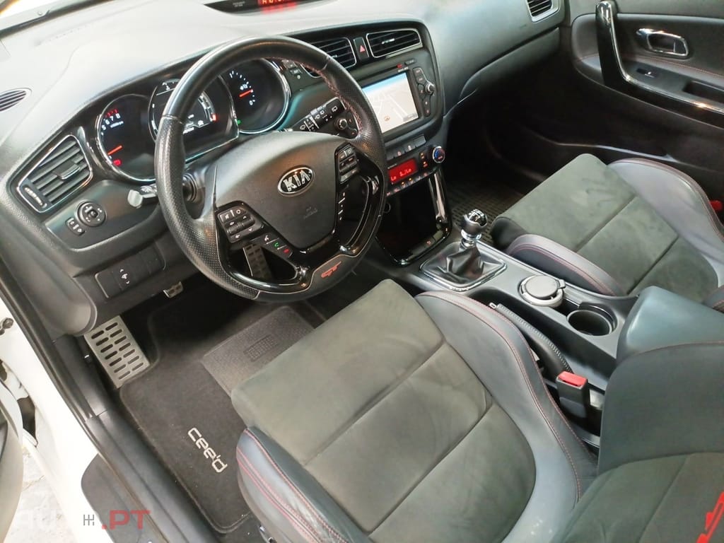 Kia Ceed 1.6 T-GDI GT TOP