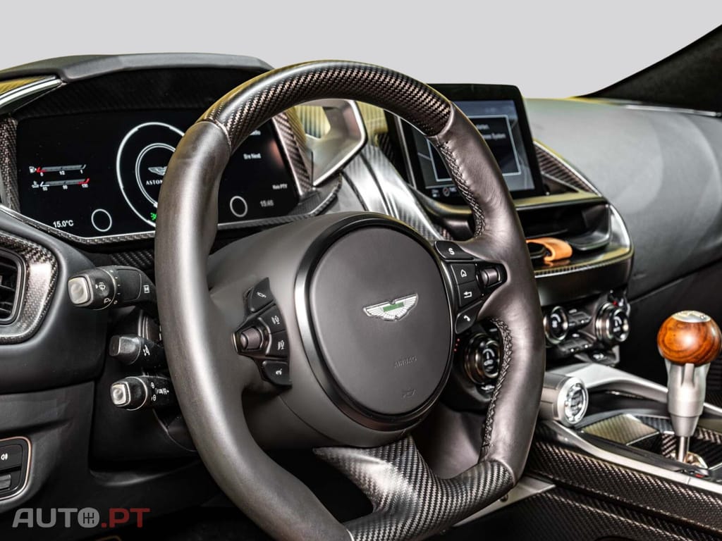 Aston Martin Volante VALOUR