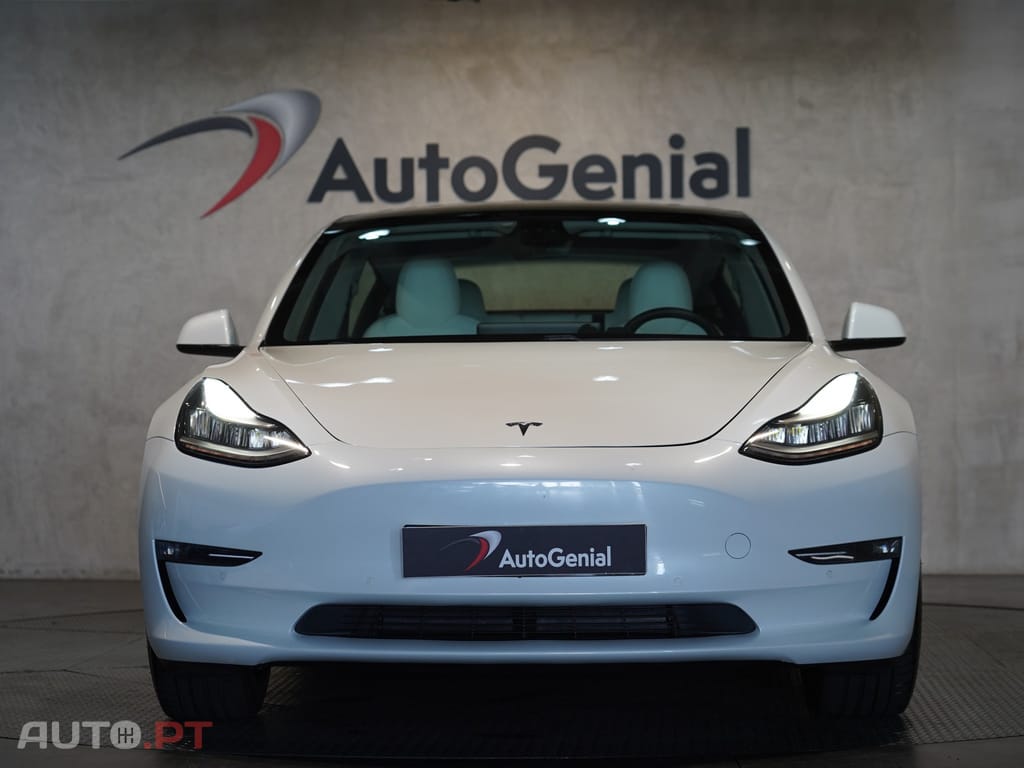 Tesla Model 3 Tração Traseira
