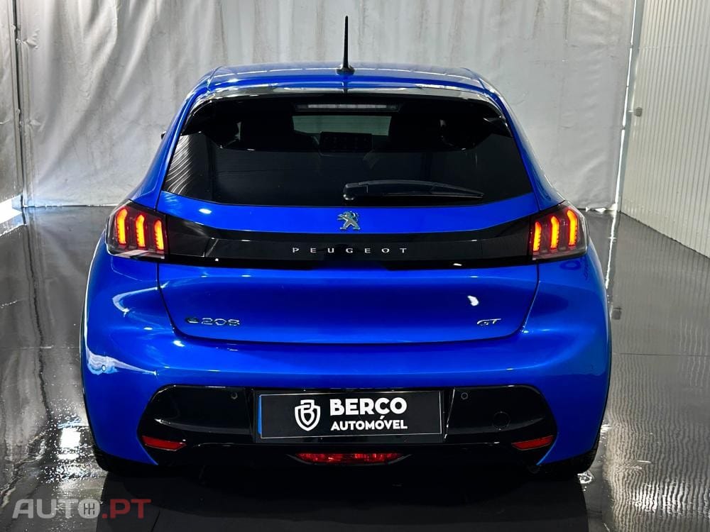 Peugeot E-208 50 kWh GT Pack
