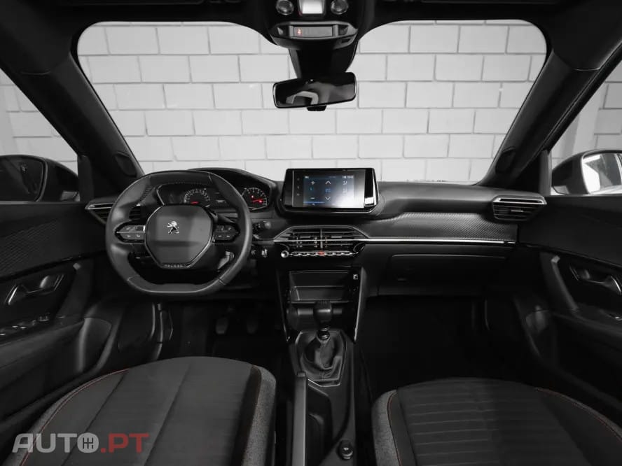 Peugeot 2008 1.2 PureTech Active Pack