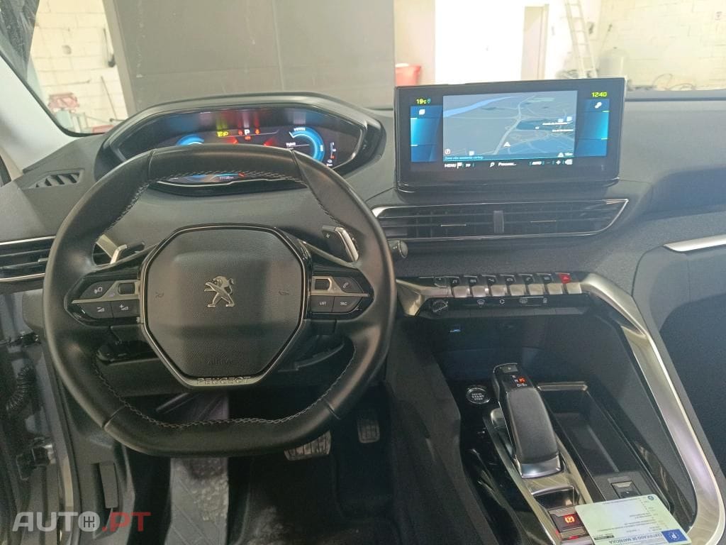 Peugeot 3008 1.6 Hybrid Allure Pack e-EAT8