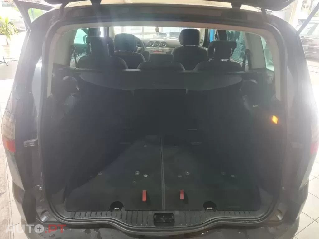 Ford S-Max 1.8 TDCi Titanium 7L