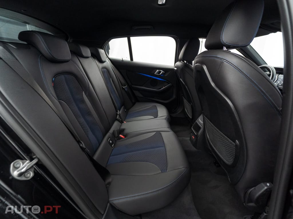 BMW 116 d Pack Desportivo M