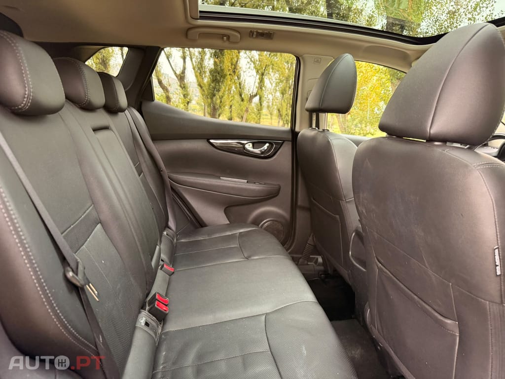 Nissan Qashqai 1.5 dCi Tekna Pele