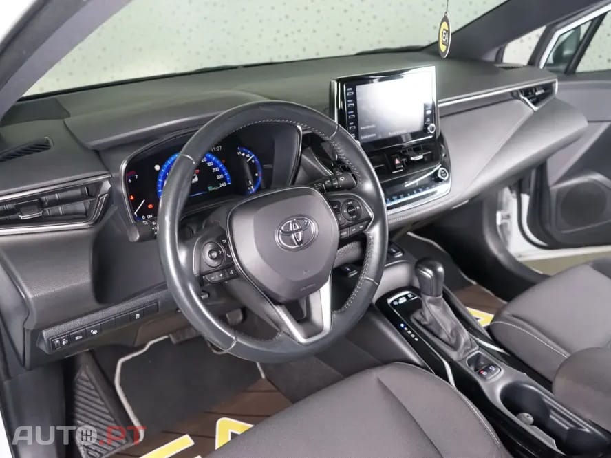 Toyota Corolla 1.8 Hybrid Active