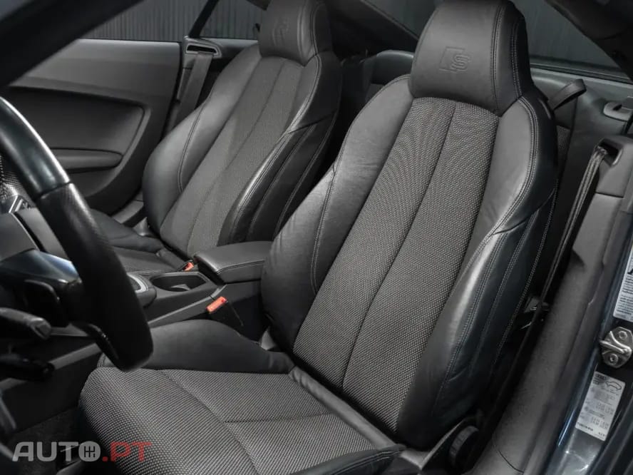 Audi TT 2.0 TFSI quattro S tronic