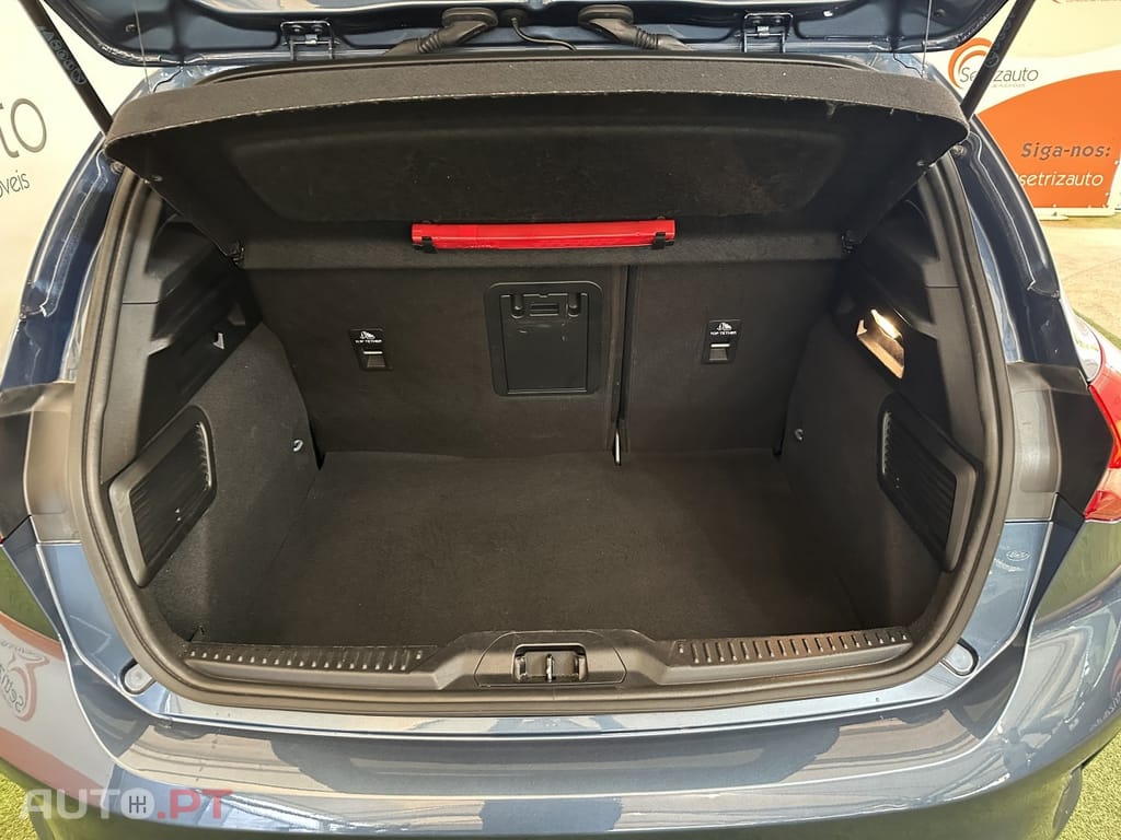 Ford Focus 1.0 EcoBoost MHEV ST-Line