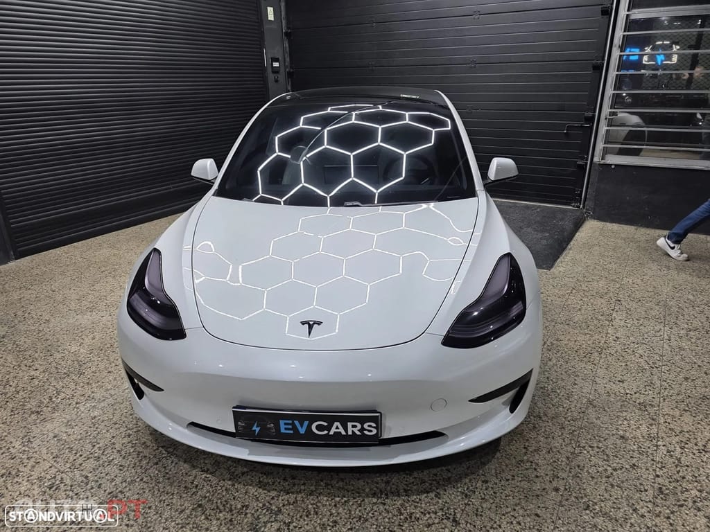 Tesla Model 3 Standard Range Plus RWD