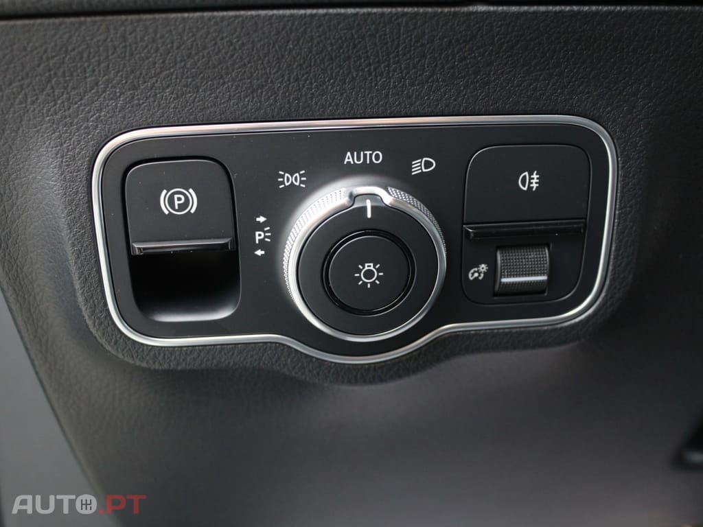 Mercedes-Benz GLA 250 e AMG Line