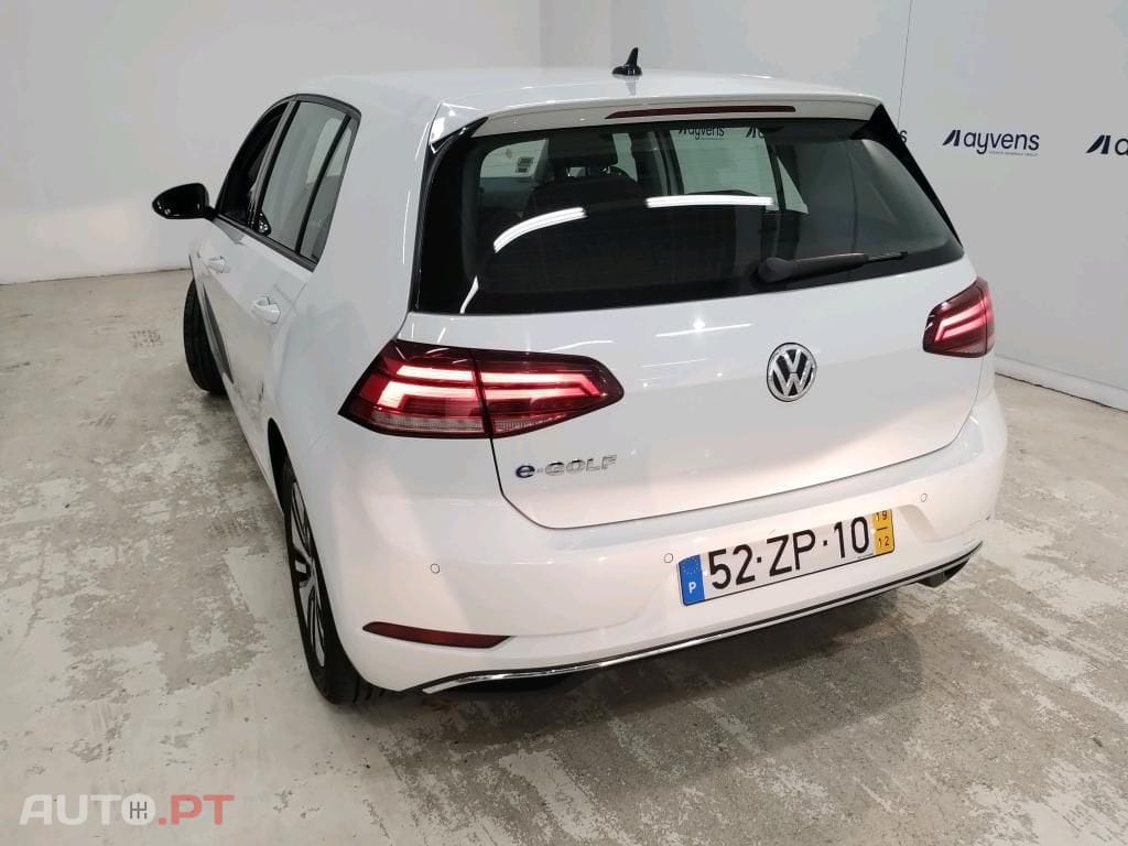 Volkswagen e-Golf AC/DC