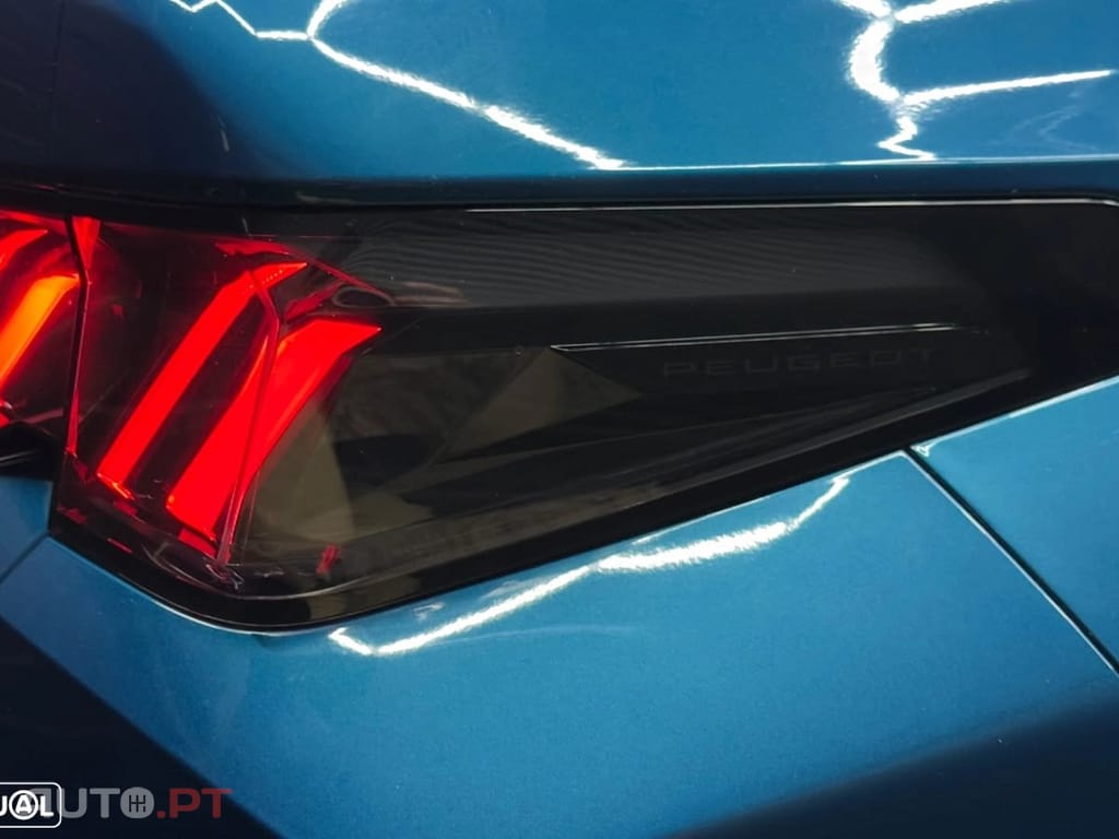 Peugeot E-3008 Allure