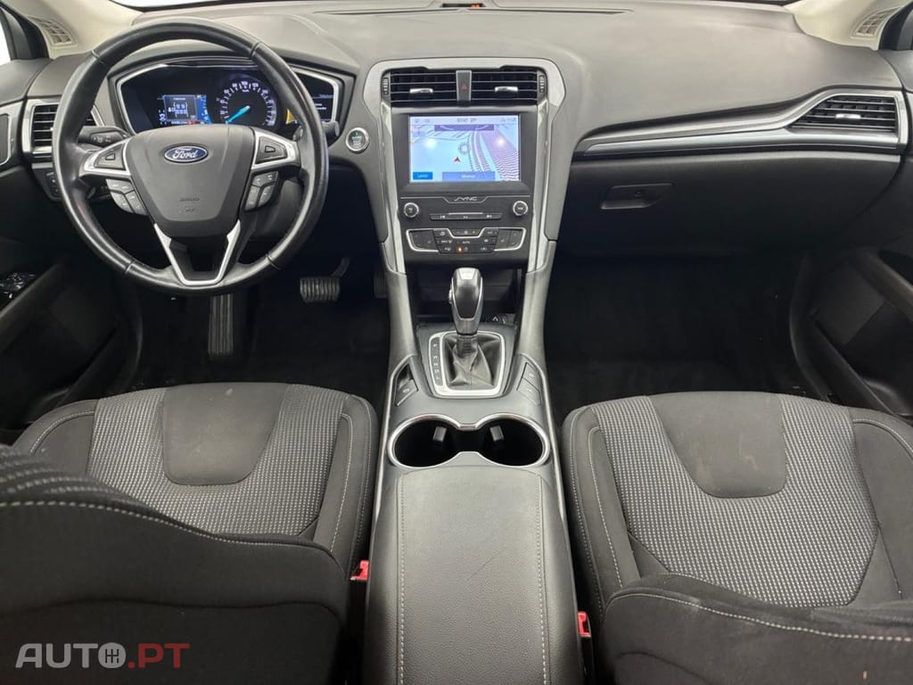 Ford Mondeo 2.0 HEV Titanium