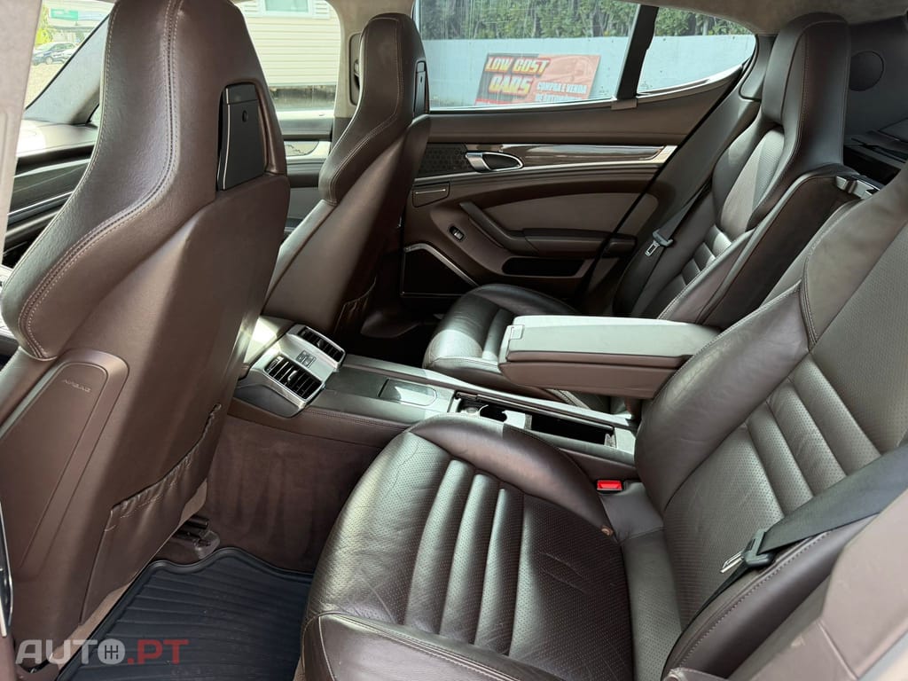 Porsche Panamera Turbo PDK