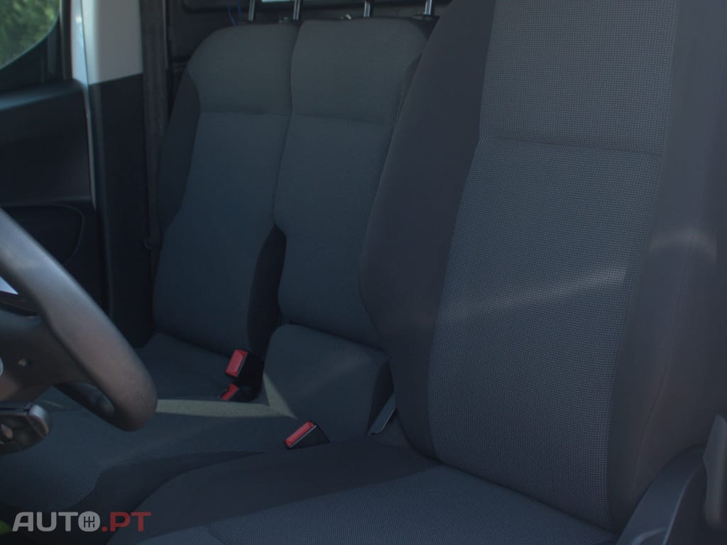 Peugeot Partner 1.5 BlueHDi Asphalt Standard