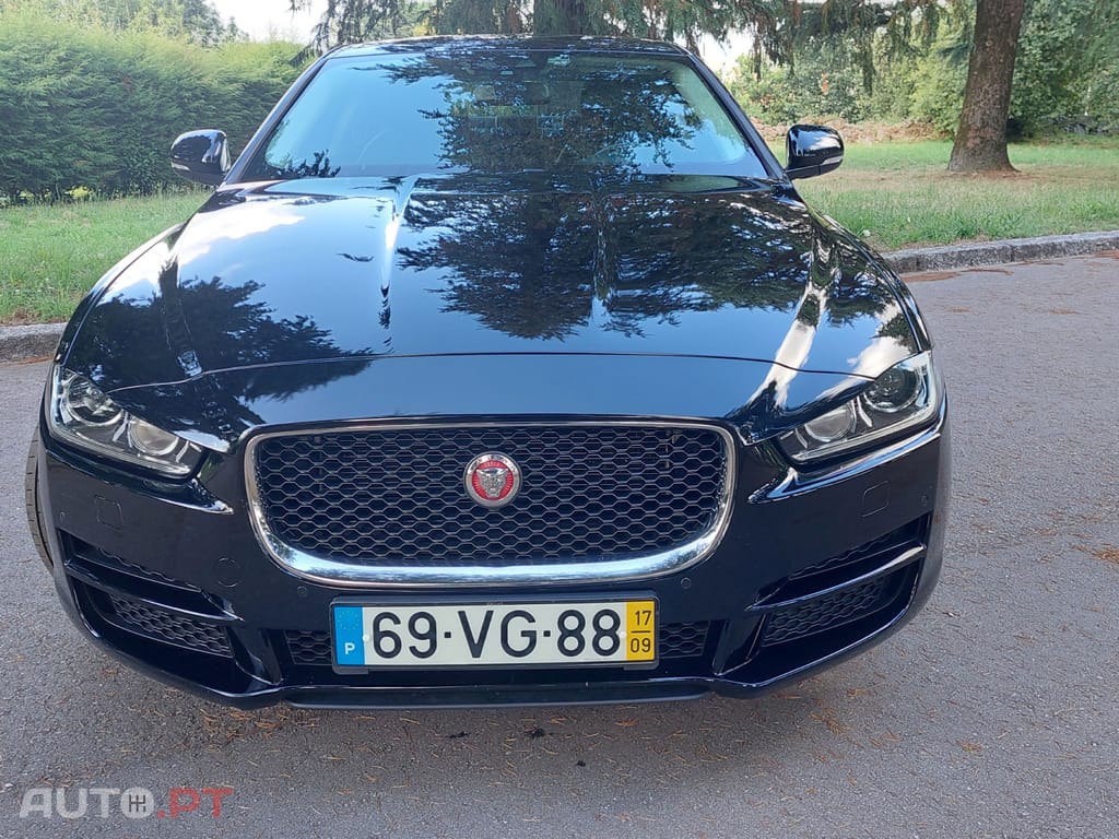 Jaguar XE Prestige