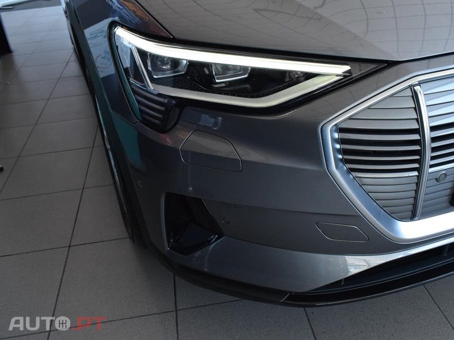 Audi E-Tron 55 quattro Advanced