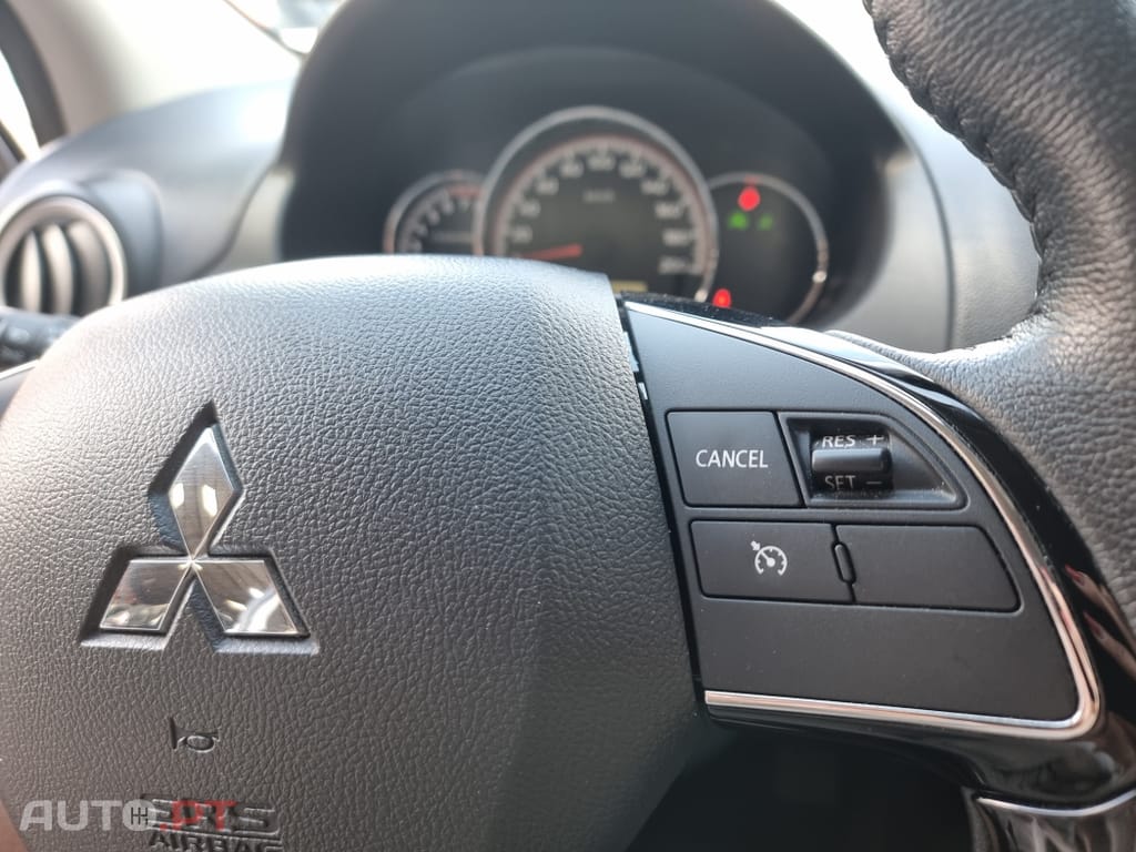 Mitsubishi Space Star 1.2 Connect Edition