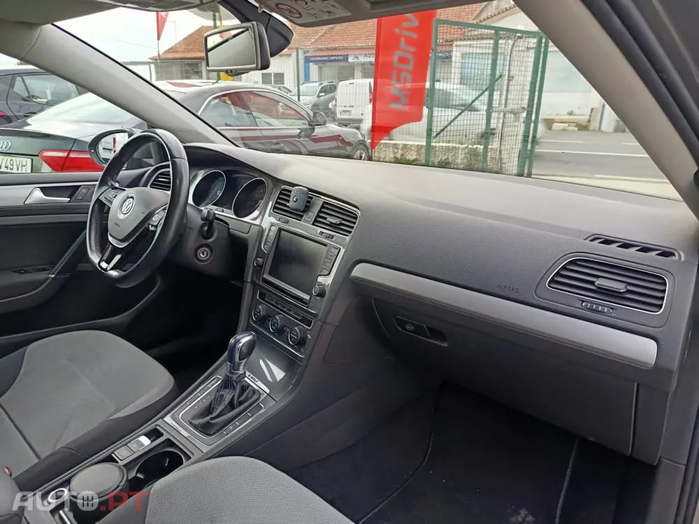 Volkswagen e-Golf AC/DC