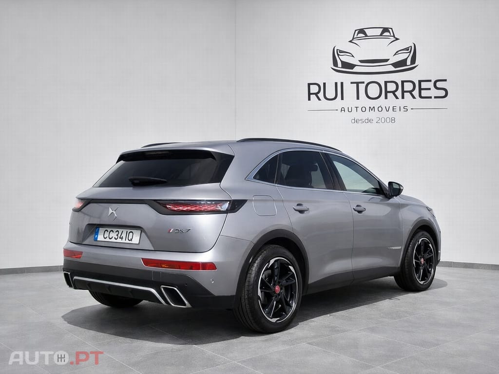 DS DS7 Crossback E-Tense Performance Line EAT8