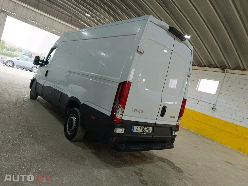 Iveco Daily 2.3 35S16V 3520L 12m3