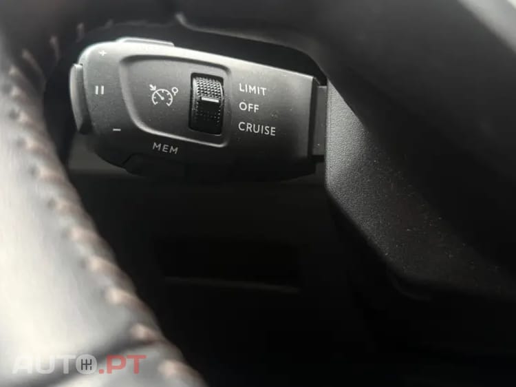Peugeot 5008 1.2 Hybrid Allure Pack e-DCS6