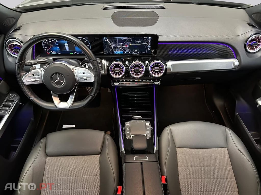 Mercedes-Benz EQB 300 4M