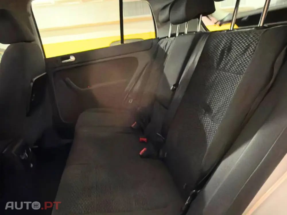 Volkswagen Golf Plus 1.6 TDi Confortline