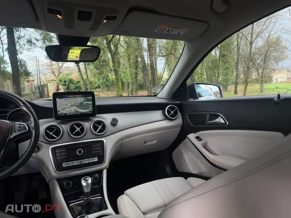 Mercedes-Benz CLA 180 d Shooting Brake Urban