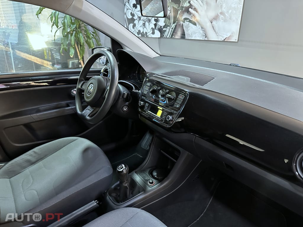 Volkswagen Up! 1.0 BlueMotion Move Up!