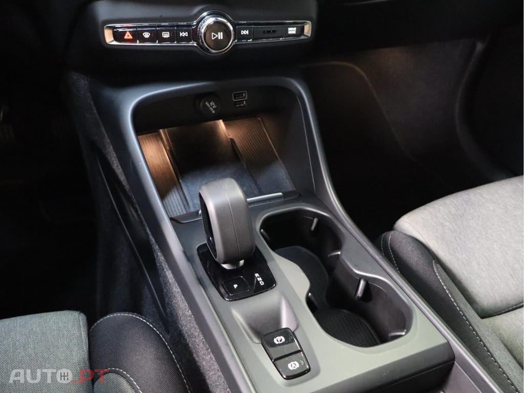 Volvo XC40  1.5 T5 PHEV Core