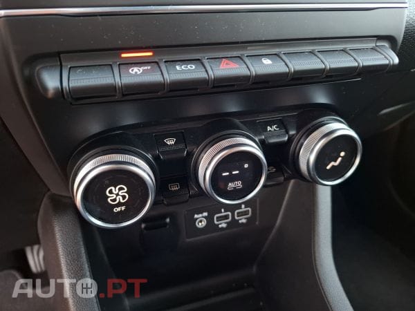 Renault Clio TCe 100 Intens