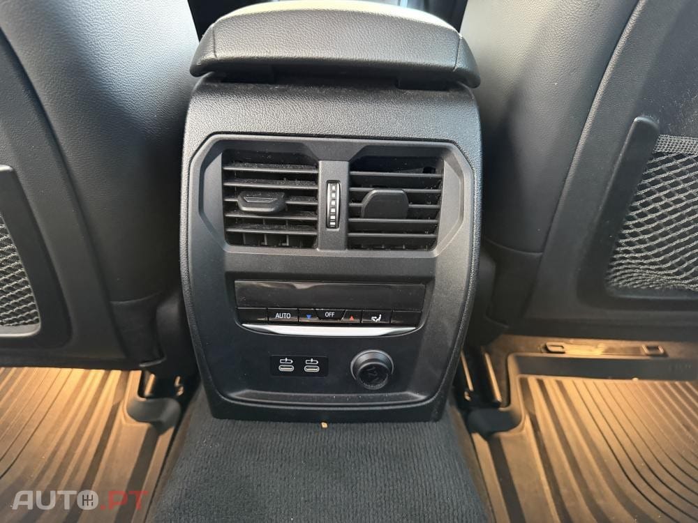 BMW 330 e Pack M Auto