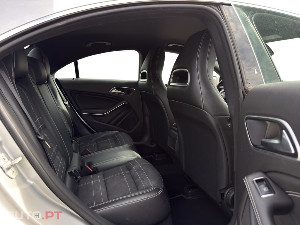 Mercedes-Benz CLA 180 d Urban