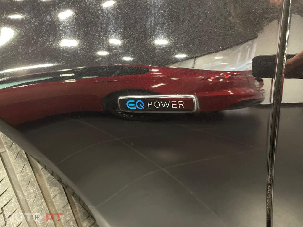 Mercedes-Benz C 300 e Avantgarde